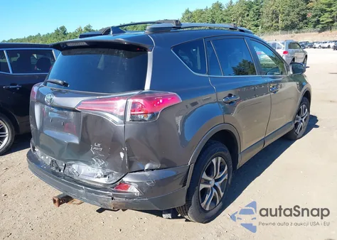 2017 Toyota Rav4 Le z USA, uszkodzony, nr VIN JTMBFREV6HJ142486